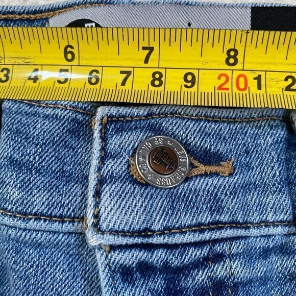 Levi’s Womens Straight Leg Silvertab Mom Jeans - Picture 8 of 10